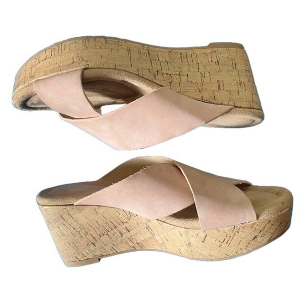 Women's Tan Wedge Sandals